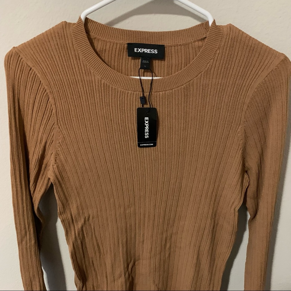 Express NWT Ribbed Crew Neck Sweater - Picture 4 of 6